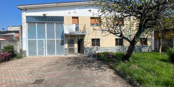 CAPANNONE IN AFFITTO A SAN GIULIANO MILANESE