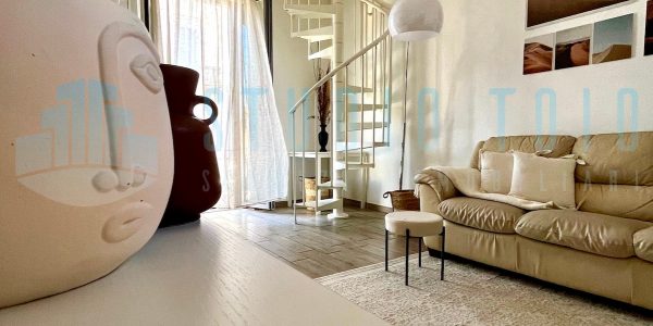 APPARTAMENTO SU DUE LIVELLI IN ZONA ORTICA