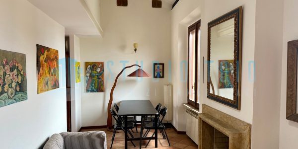 BILOCALE DI 70 MQ CON TERRAZZO ZONA PORTA ROMANA