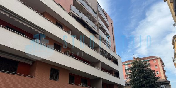 APPARTAMENTO CON TERRAZZO ZONA DERGANO