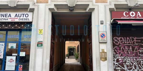 AUTORIMESSA DI 16 MQ IN ZONA PORTA VENEZIA